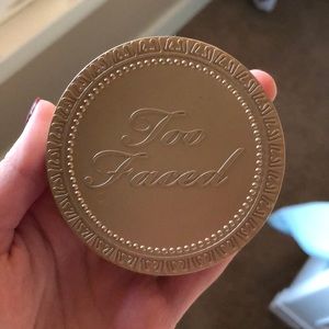Too Faced Blushing Bronzer